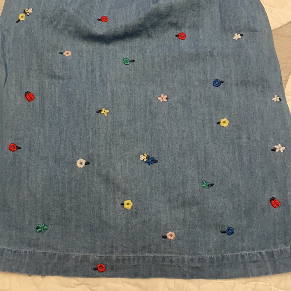 Hanna Andersson Denim Floral Embroidered Dress - Picture 5 of 7